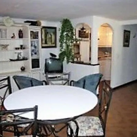 Le Lavandou, 2 Pièces, 4 Personnes - Fr-1-251-12 Appartamento *